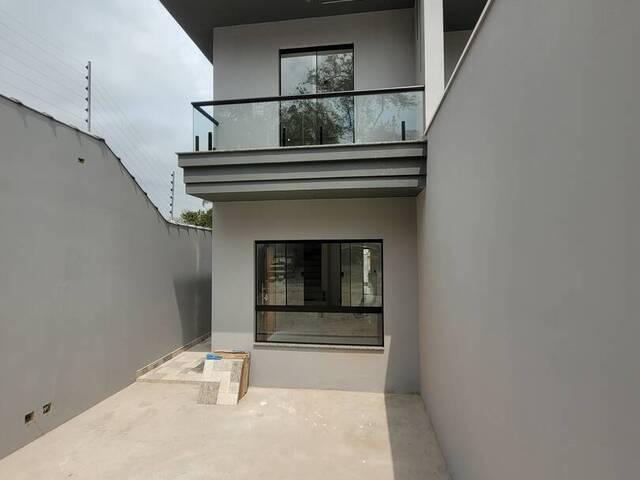 #111 - Casa para Venda em São Paulo - SP - 1