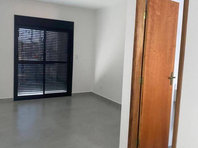 #155 - Casa para Venda em São Paulo - SP - 2