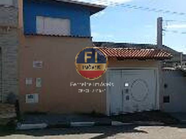 #241 - Casa para Venda em Poá - SP - 2
