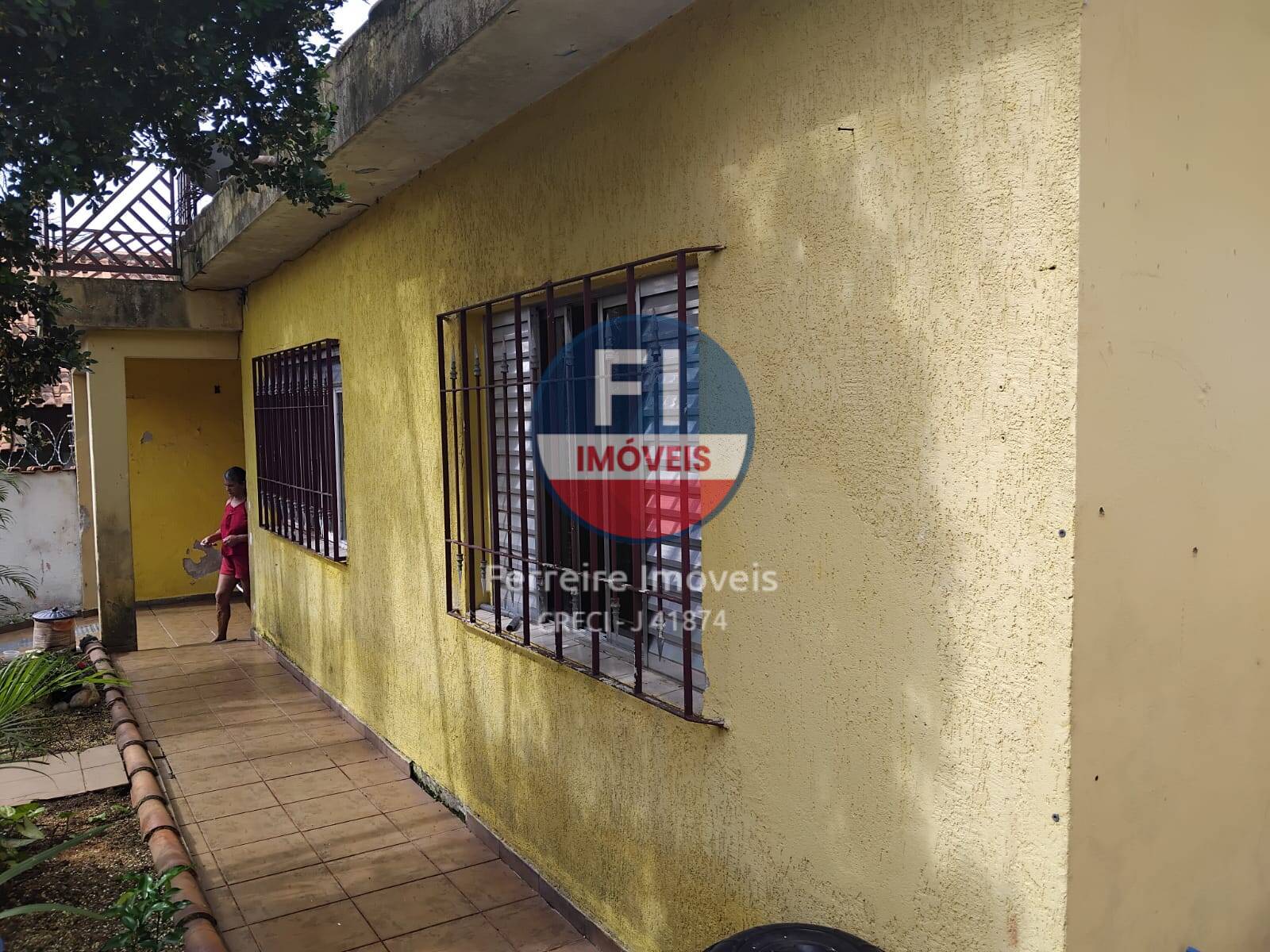 vende se casa em Poá