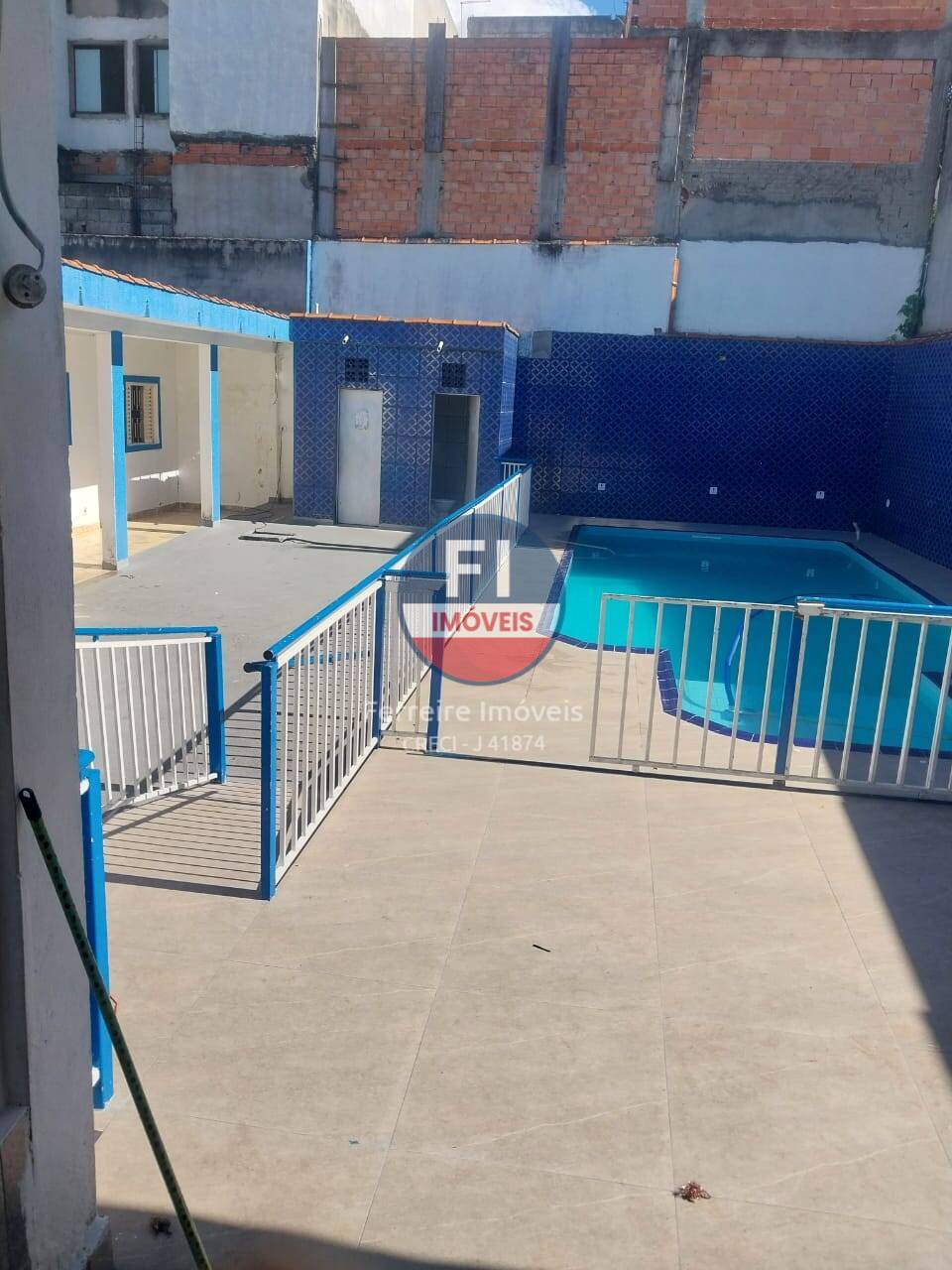 VENDE-SE CHÁCARA EM ITAQUAQUECETUBA-SP