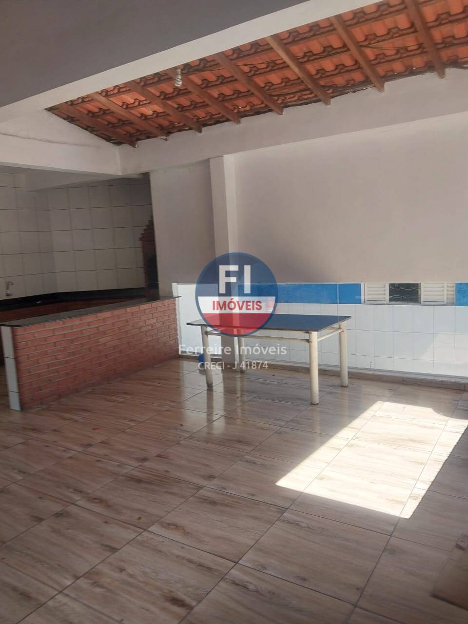 VENDE-SE CHÁCARA EM ITAQUAQUECETUBA-SP