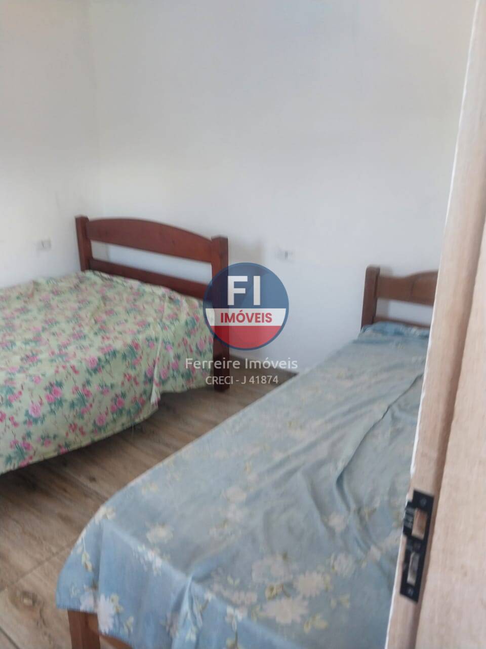 VENDE-SE CHÁCARA EM ITAQUAQUECETUBA-SP