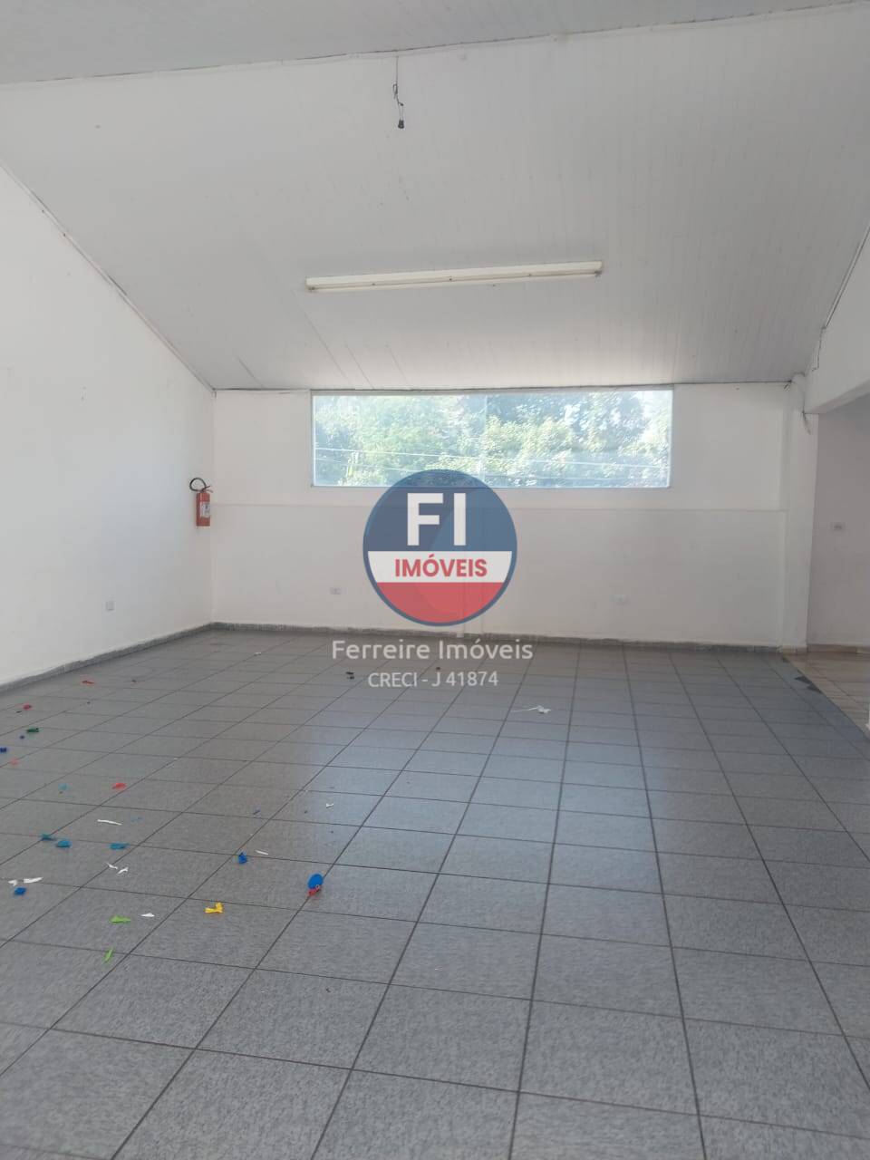 VENDE-SE CHÁCARA EM ITAQUAQUECETUBA-SP