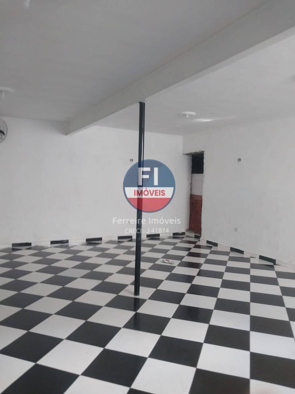 VENDE-SE CHÁCARA EM ITAQUAQUECETUBA-SP