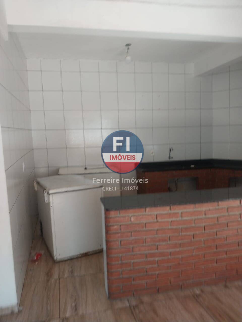 VENDE-SE CHÁCARA EM ITAQUAQUECETUBA-SP