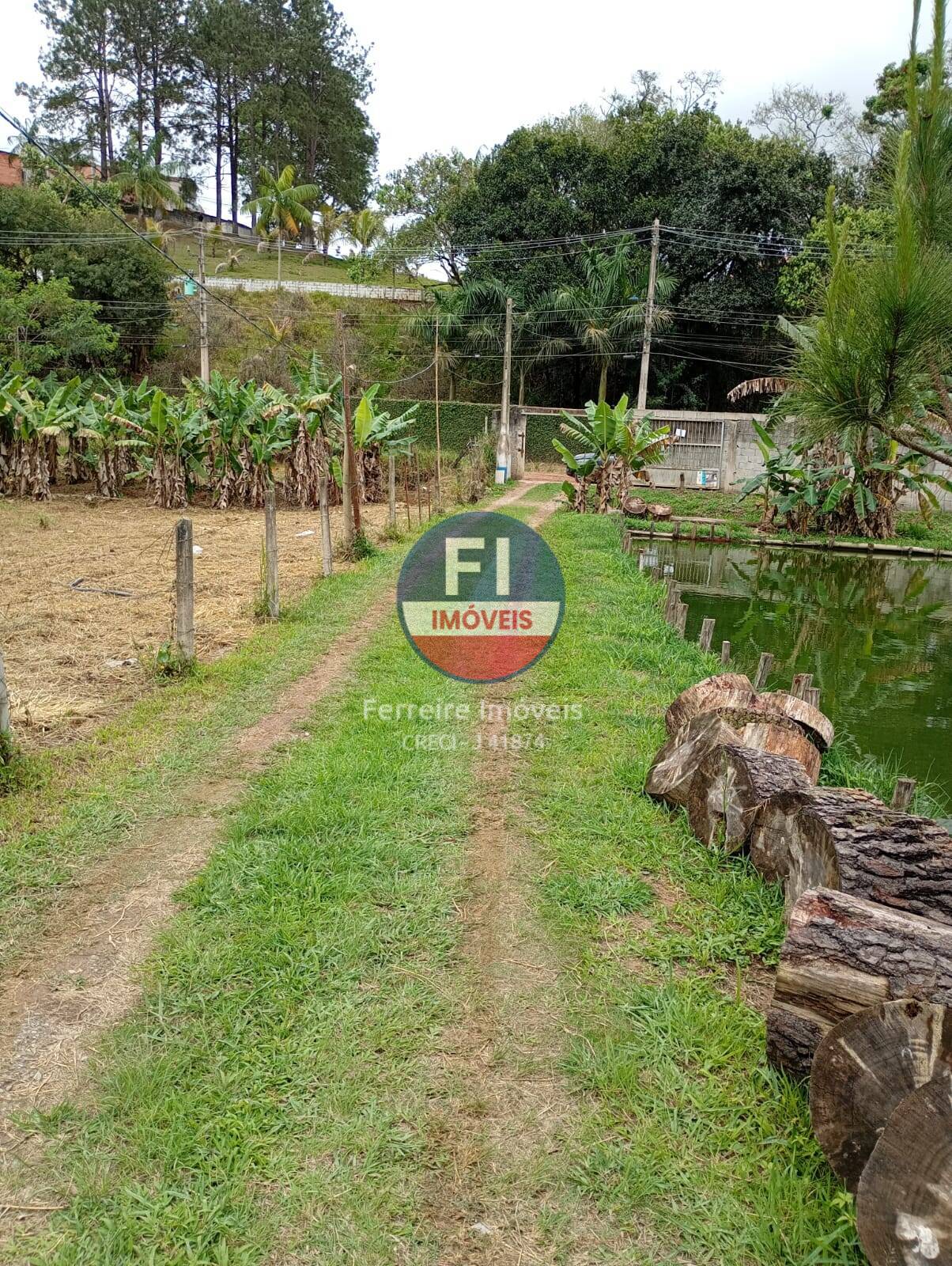 VENDE SE CHÁCARA EM ITAQUAQUECETUBA-SP