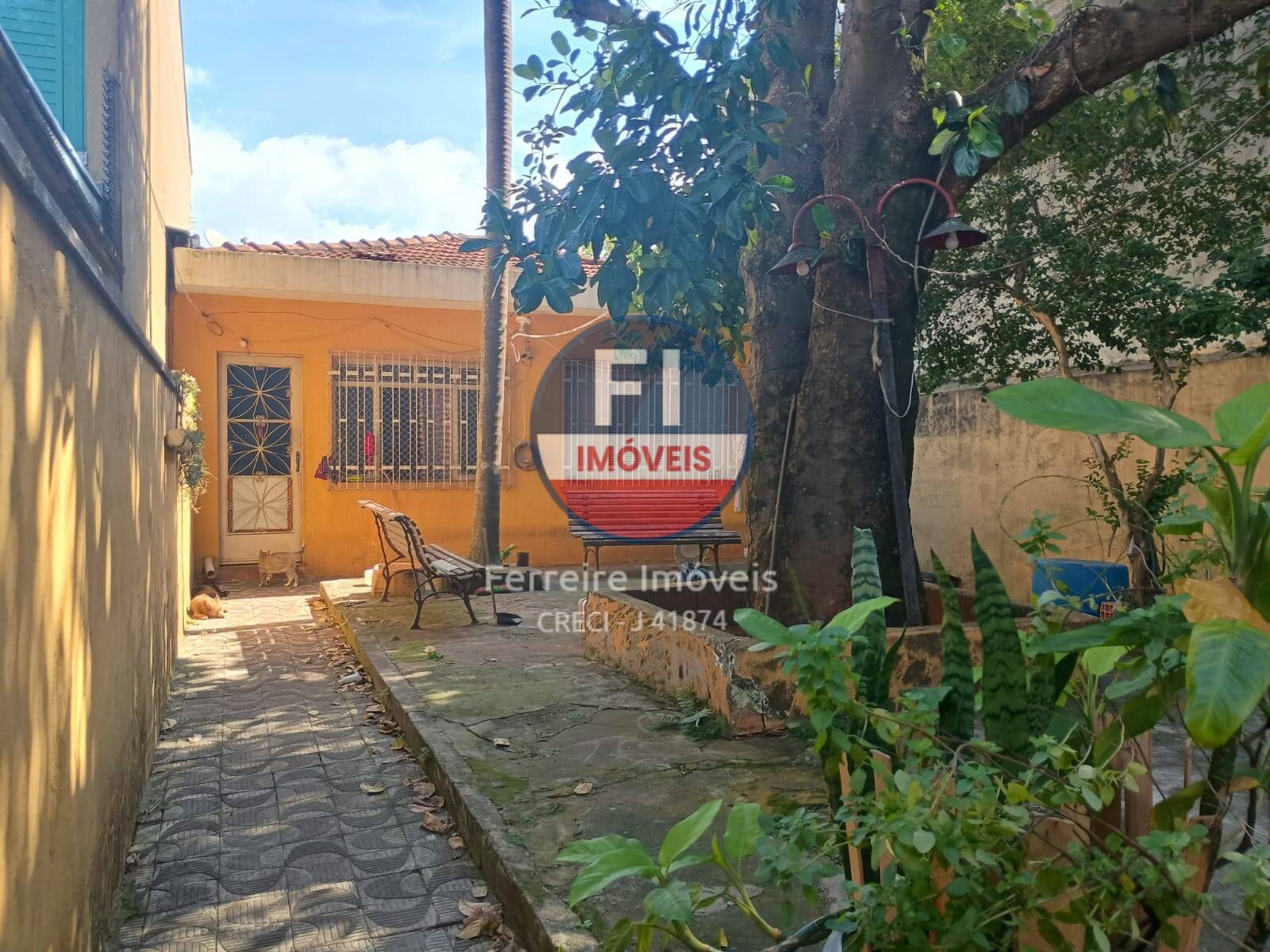 CASA A VENDA NO ITAIM PAULISTA